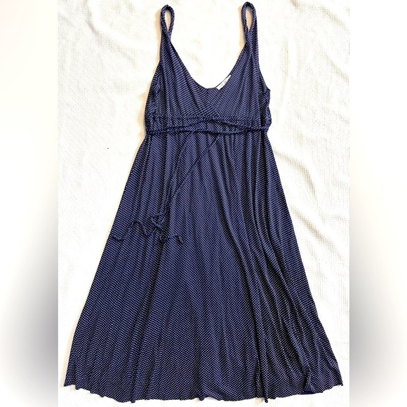 GAP Dresses & Skirts - GAP Twist Strap Navy Blue Polka Dot Dress Women’s Size Small
